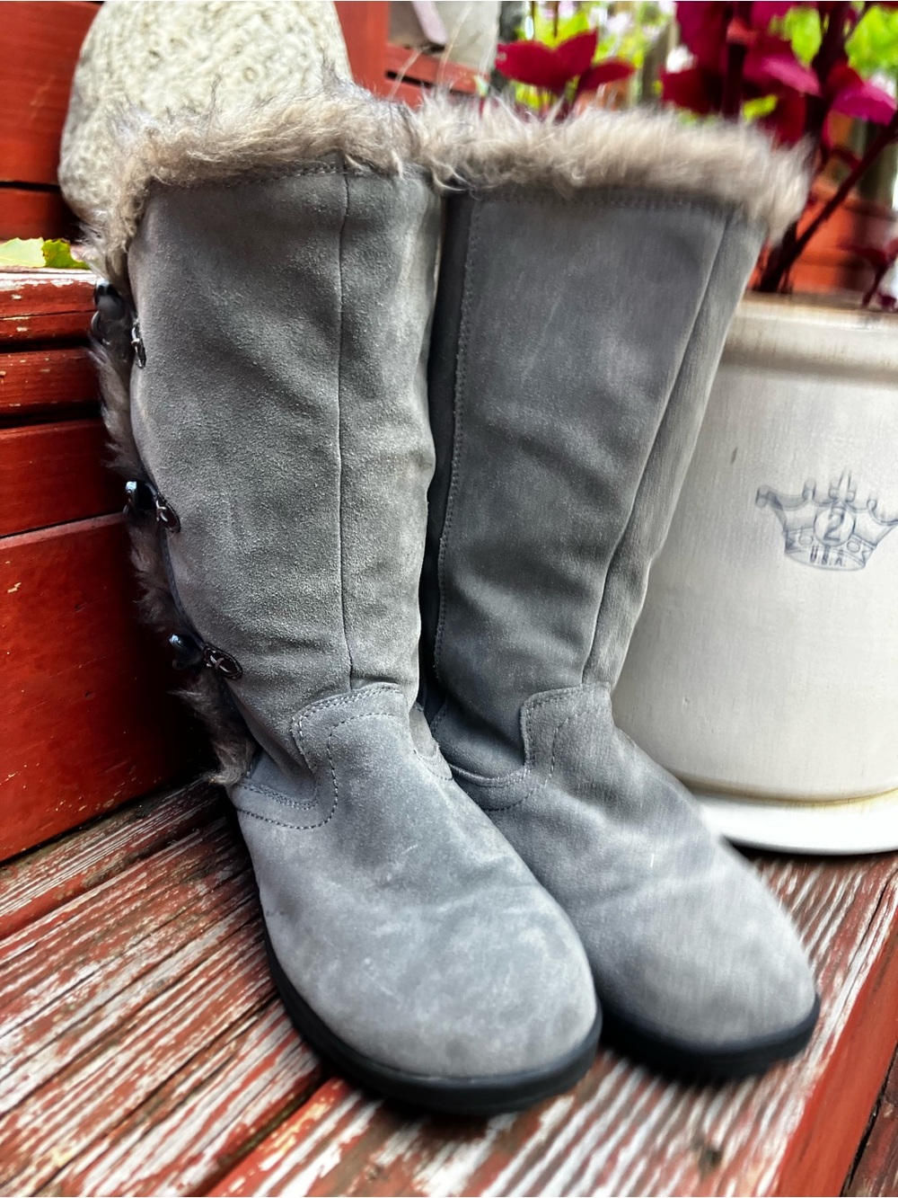 White Mountain Tantalas Gray Suede Fur Winter Boots 9M MSRP $85